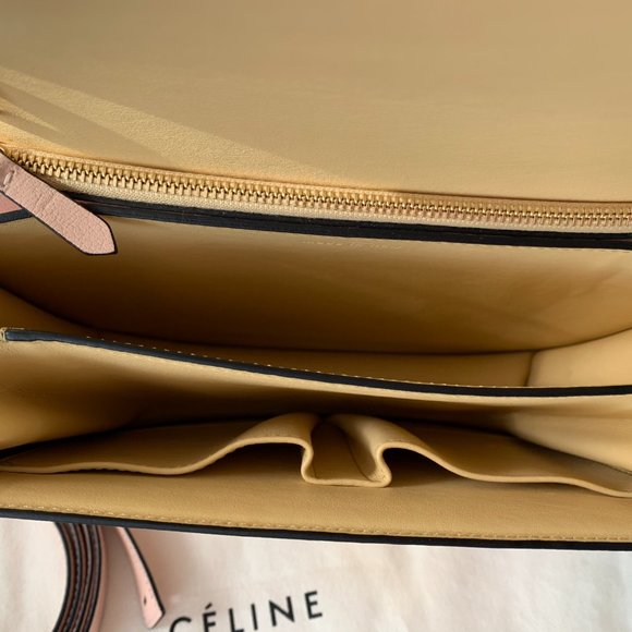 Authentic CELINE Goatskin Medium Classic Box Flap - Picture 7 of 10